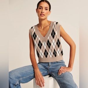 ABERCROMBIE Arglye Sweater Vest